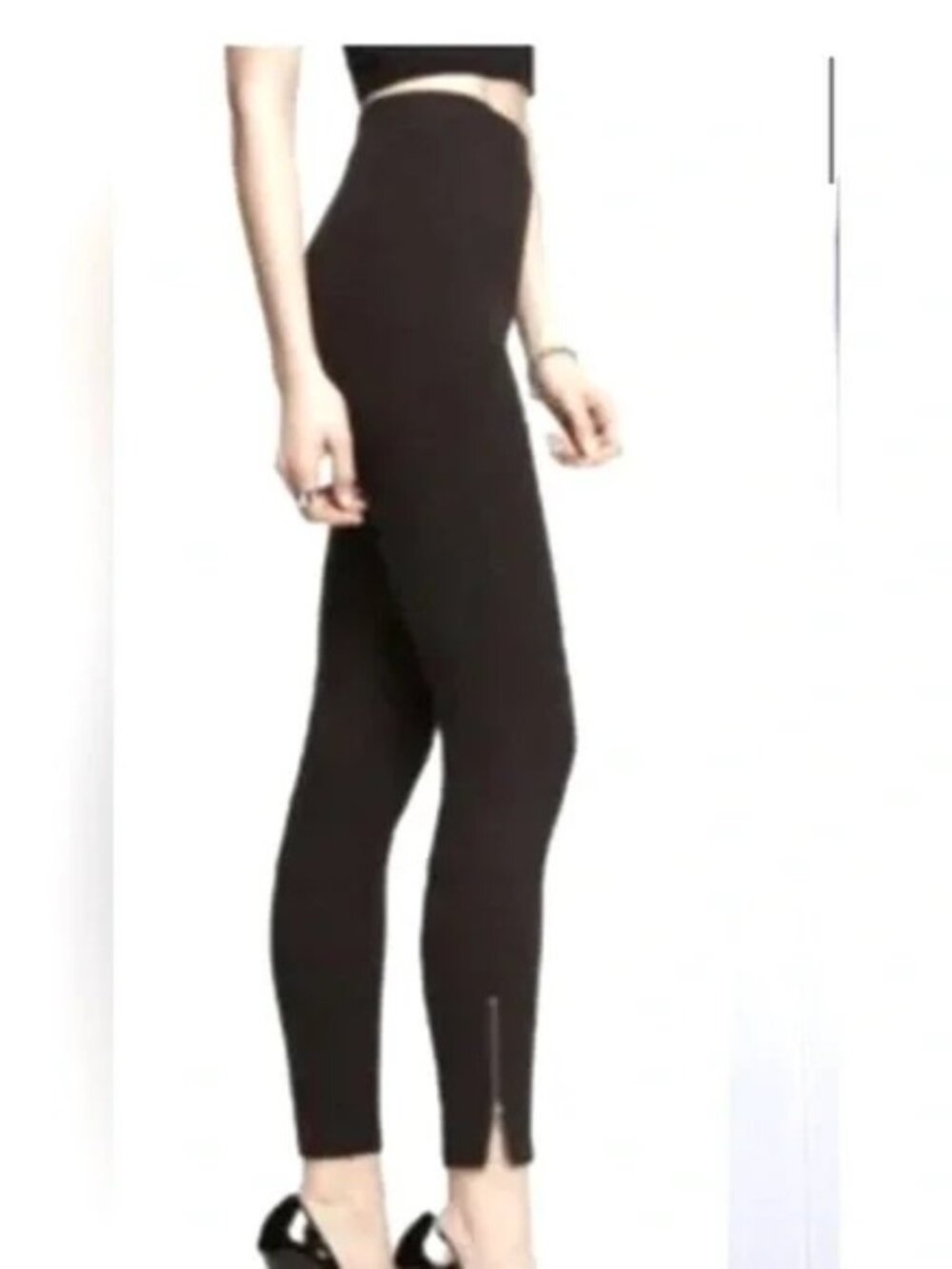 CAbi zipper hem black Ponte leggings - Size Medium - Athleisure - Retail $135